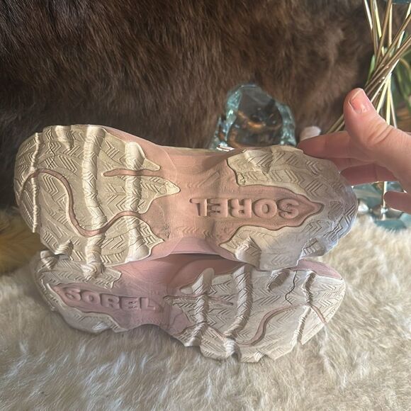 Sorel shoes (2000C) - Picture 8 of 8